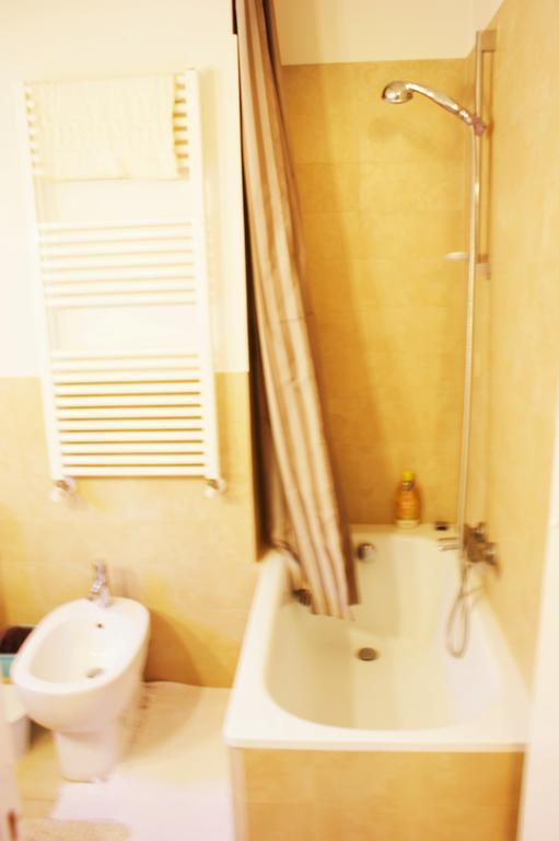 Roommo Sant'Ambrogio Firenze Szoba fotó